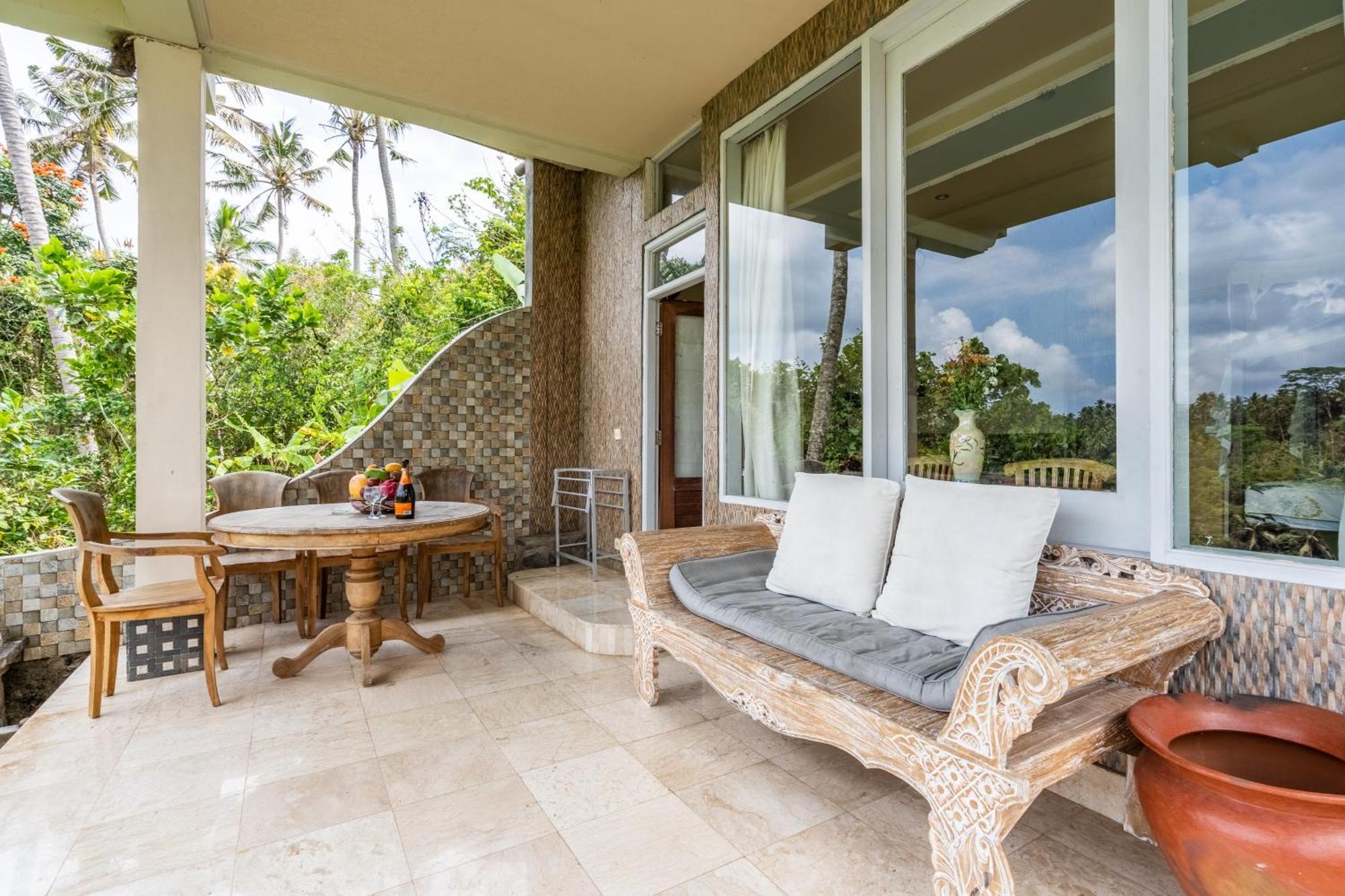 Tirta Asri Ubud Villa Zimmer foto